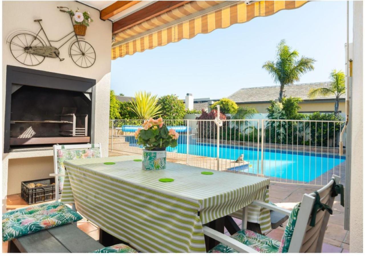 Meerendal Cottage-Affordable Luxury-Private Garden With Pool & Hot Tub Cape Town Exterior photo