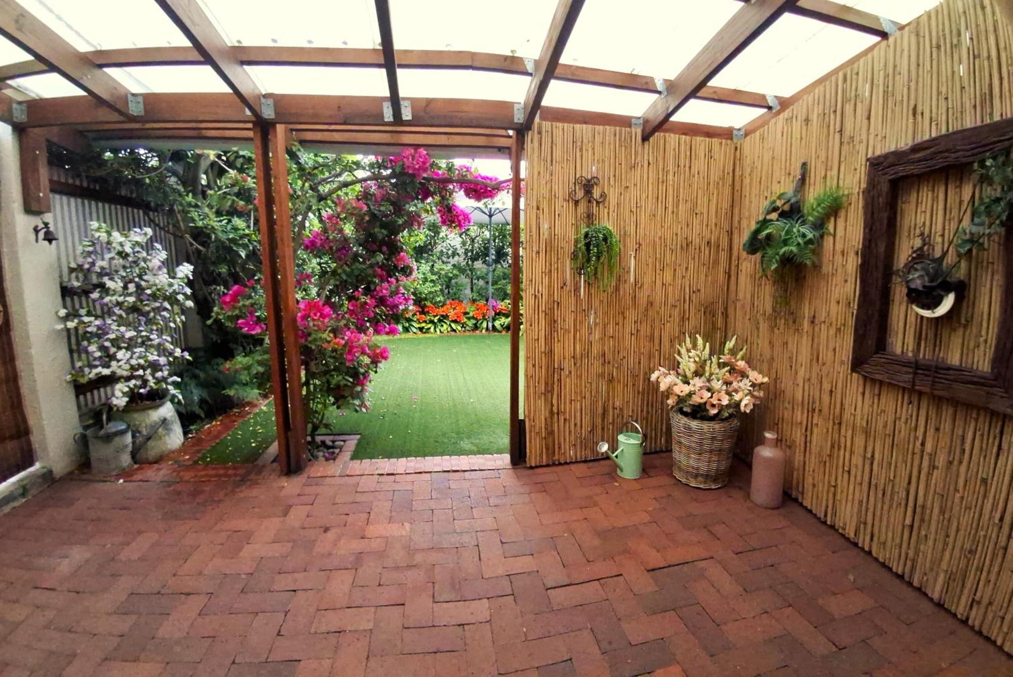Meerendal Cottage-Affordable Luxury-Private Garden With Pool & Hot Tub Cape Town Exterior photo