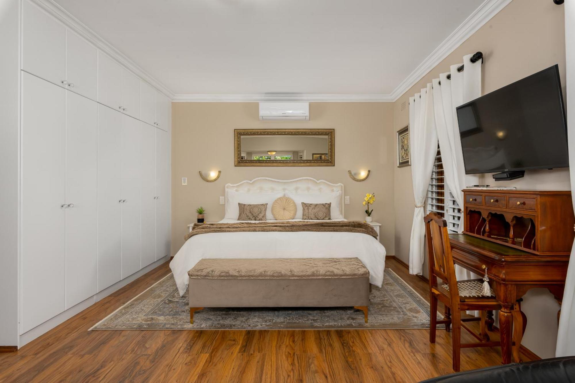 Meerendal Cottage-Affordable Luxury-Private Garden With Pool & Hot Tub Cape Town Exterior photo