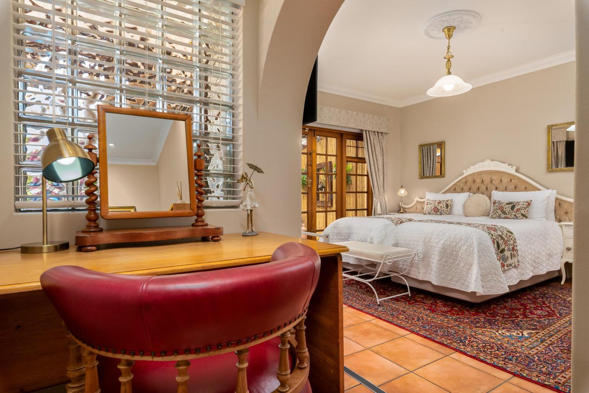 Meerendal Cottage-Affordable Luxury-Private Garden With Pool & Hot Tub Cape Town Exterior photo